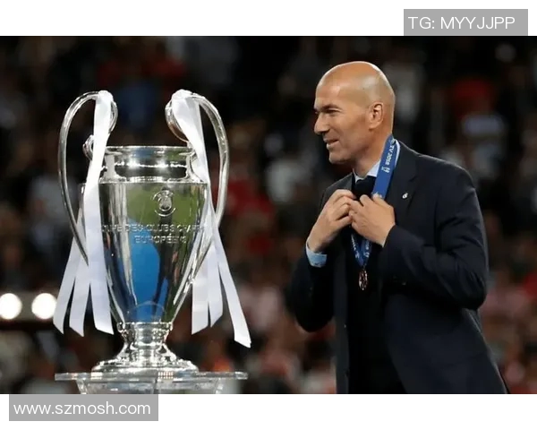 20号球星的风采与传奇之路:从崭露头角到世界足坛的巅峰时刻 20号球星的风采与传奇之路:从崭露头角到世界足坛的巅峰时刻