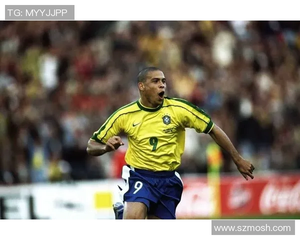 世界足球第一球星是谁 揭开足坛传奇人物的真实面貌